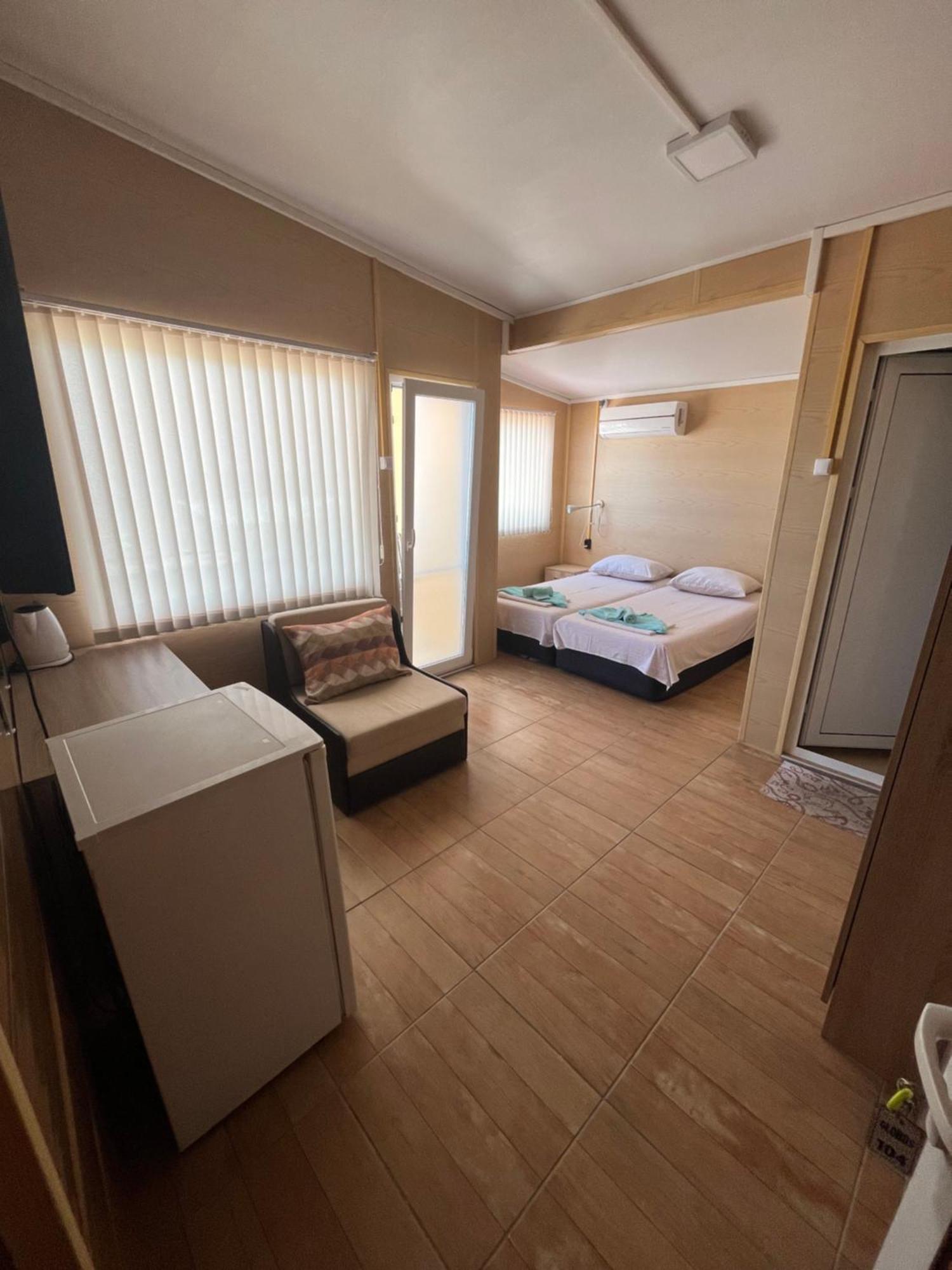 Family Hotel Globus 金沙 外观 照片