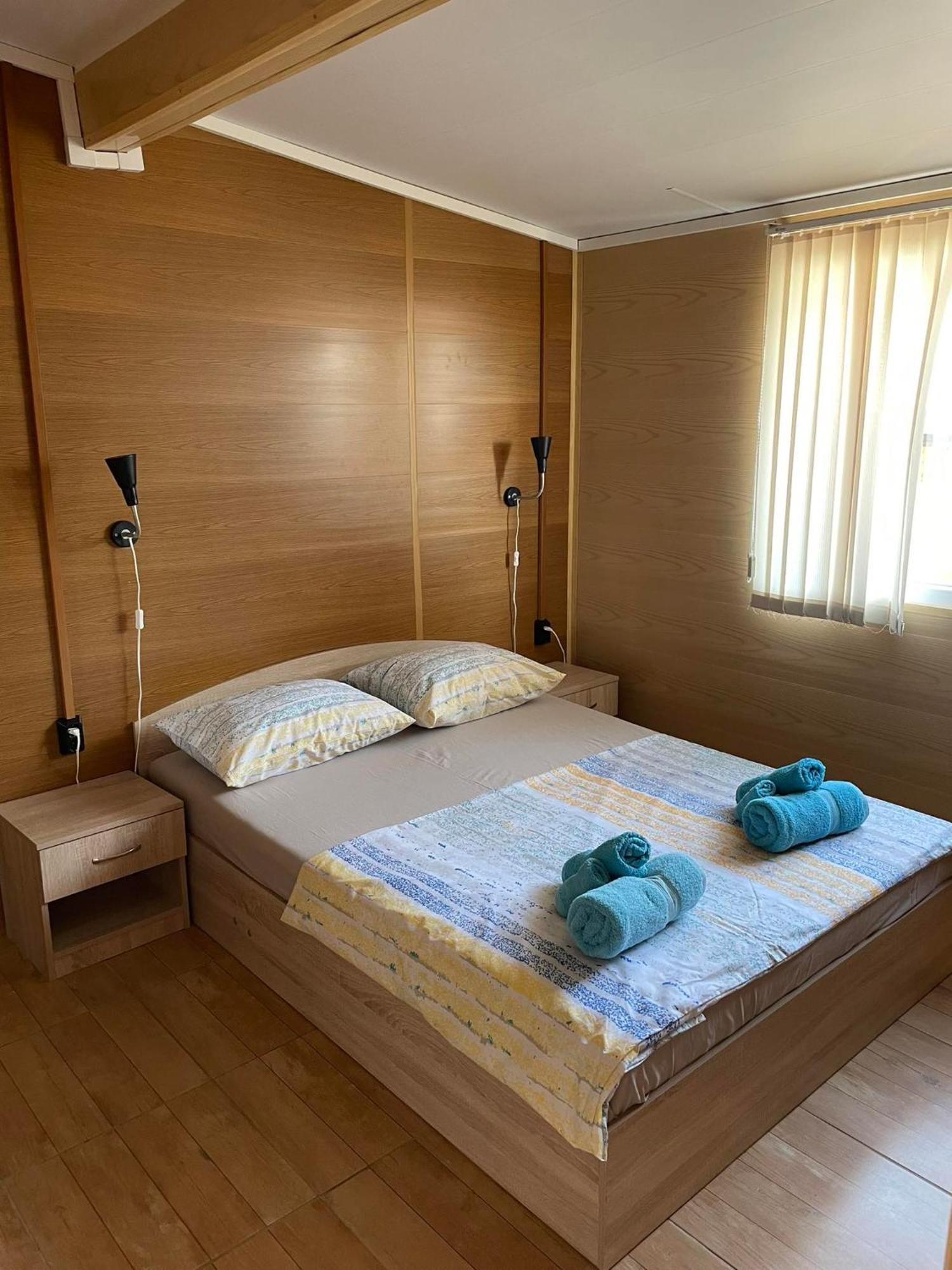 Family Hotel Globus 金沙 外观 照片